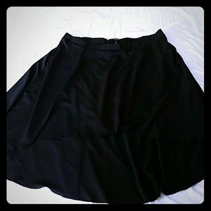 Torrid plus size black high/low skirt